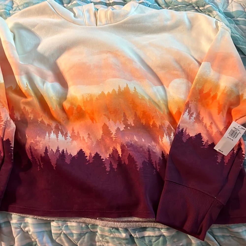 old navy cropped hoodie